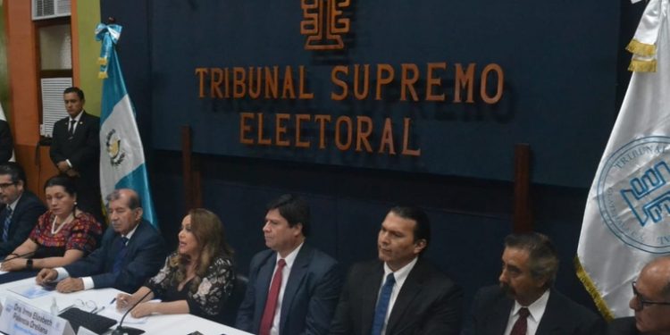 Incertidumbre electoral: Ampliación del tiempo de cierre en suspenso