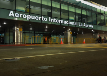 Incrementa la venta de boletos aéreos en Guatemala para vacaciones de medio año.