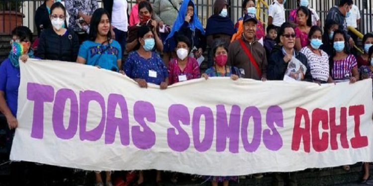 Indí­genas piden justicia por violaciones en guerra