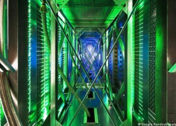 Ingeniero de Google afirma que programa de inteligencia artificial reacciona con -sentimientos-