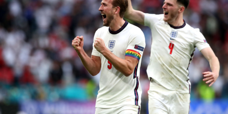 Inglaterra se toma la revancha frente a Alemania en su templo de Wembley para acceder a cuartos