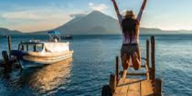 Ingreso de turistas crece 13% en 2024, alcanzando más de dos millones de visitantes