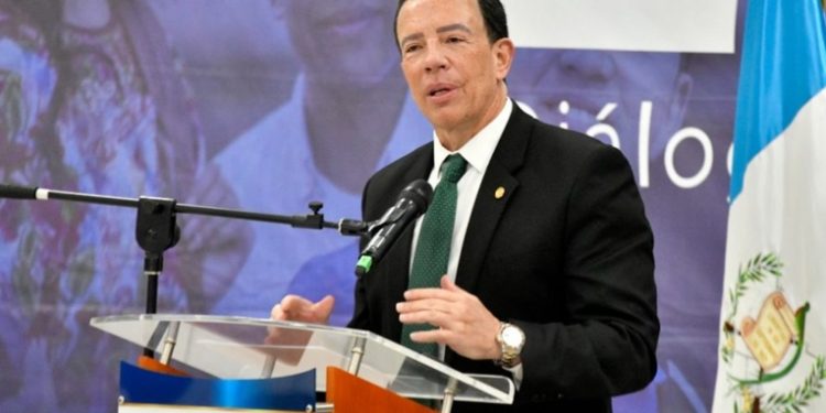 Ingresos por remesas podrí­an superar los 18 mil millones de quetzales al finalizar el año