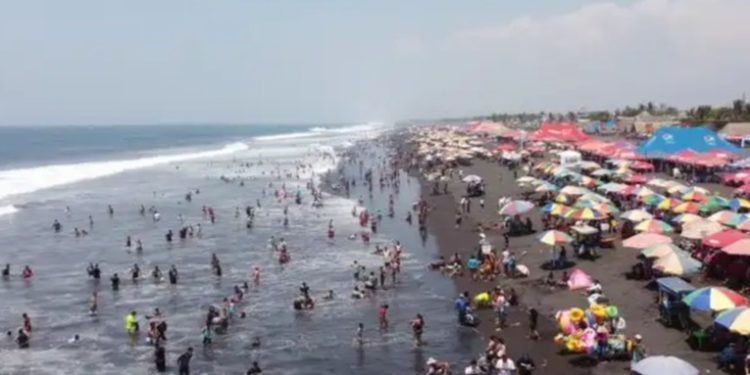 INGUAT reporta más de tres millones de turistas en la Semana Santa