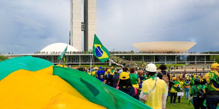 Inicia el primer juicio por los ataques bolsonaristas en Brasilia