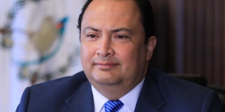 Inicia elaboración de listados de invitados especiales para toma de posesión de Arévalo