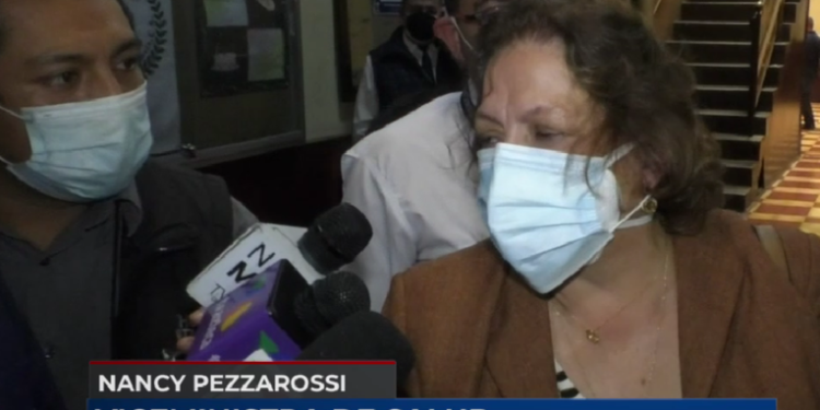 Inician negociaciones para compra de vacunas Pfizer y Johnson