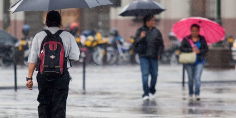 Insivumeh advierte continuidad de lluvias por sistema de baja presión
