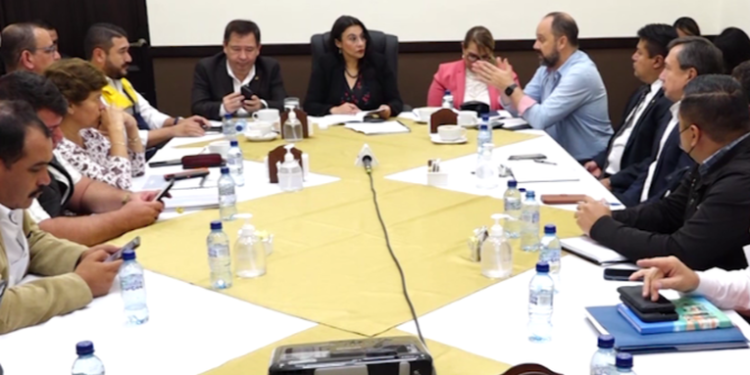 Instalan mesa técnica para atender emergencias producidas por las lluvias