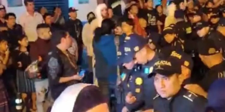 Integrantes de Lev Tahor protagonizan incidente en centro de atención a la niñez en zona 3