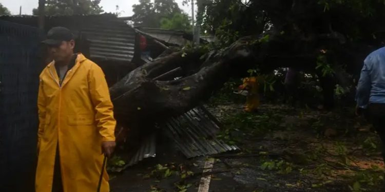 Intensas lluvias dejan muertos y daños en Centroamérica