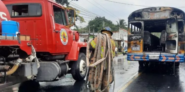Intensifican investigación contra banda criminal que atento contra buses extraurbanos en Escuintla