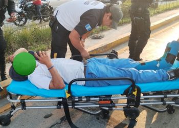 Intentaron asaltarlo y terminó siendo arrollado en zona 6 capital