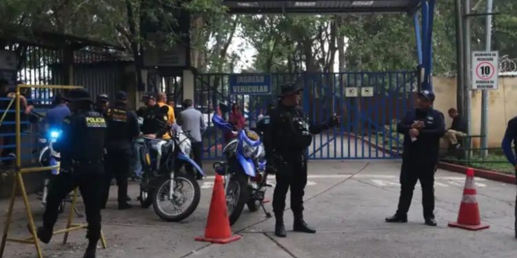 Intento de ataque a reo en Hospital Roosevelt es frustrado por la PNC