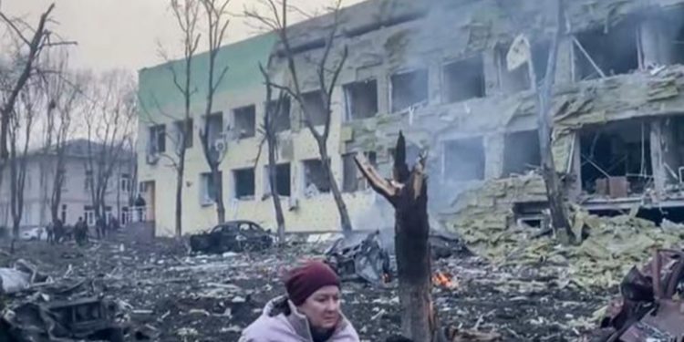 Invasión rusa deja 1.200 muertos en ciudad ucraniana en 9 dí­as