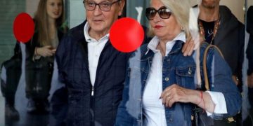 Investigan a la pareja de Negreira por blanqueo de capitales tras hallar tres millones de euros en sus cuentas bancarias