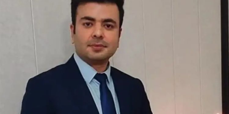 Irán condena a muerte a hombre por apoyar protestas de 2022