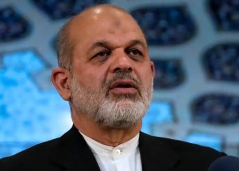 Irán rechaza orden de arresto contra su ministro de Interior