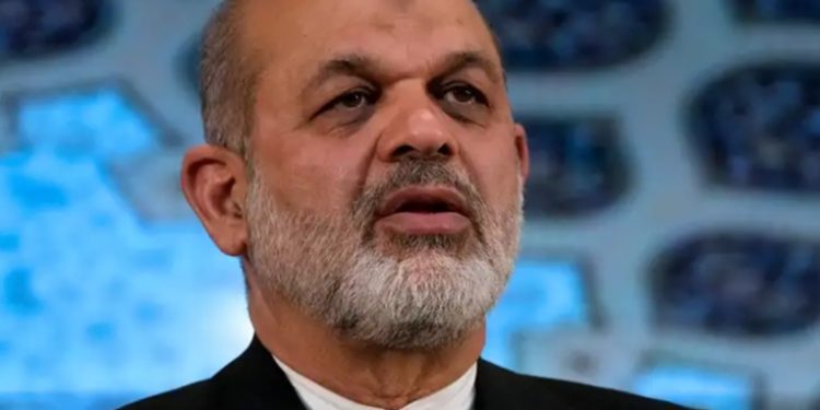 Irán rechaza orden de arresto contra su ministro de Interior