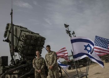 Israel ataca Lí­bano en respuesta a lanzamiento de cohetes