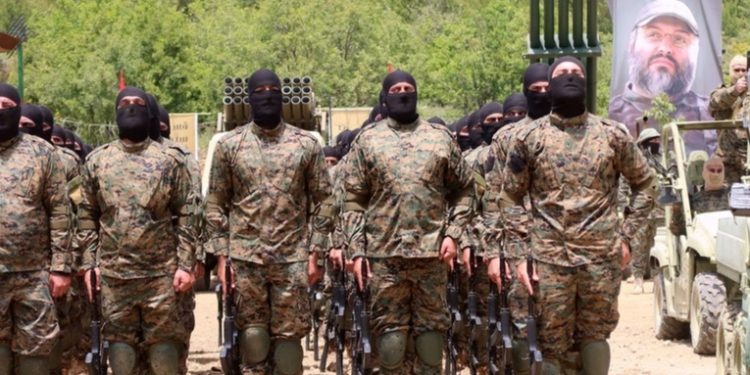 Israel ataca un centro de mando de Hezbolá en el sur del Líbano