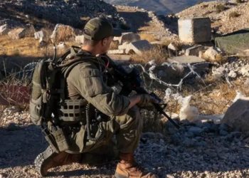 Israel pide evacuar sur del Líbano, Hezbolá niega incursión