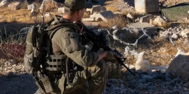 Israel pide evacuar sur del Líbano, Hezbolá niega incursión