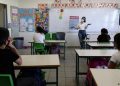 Israel sancionará a profesores no vacunados y sin test negativo