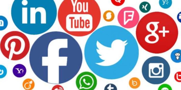 Japón amenaza con multas a Twitter y Meta si no se registran en el paí­s