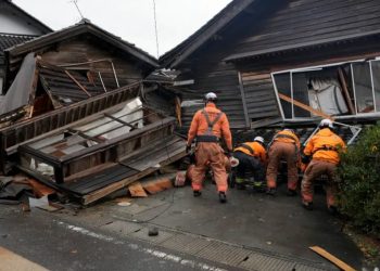 Japón: cientos de personas aisladas y decenas desaparecidas