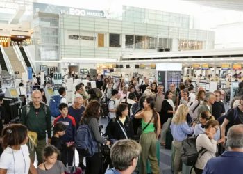 Japón en alerta meteorológica por llegada de poderoso tifón