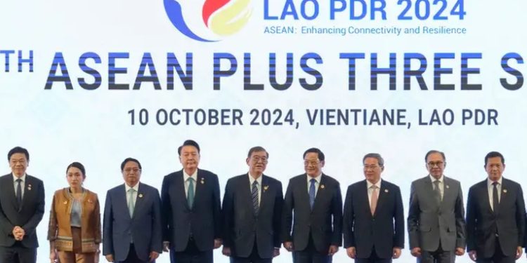 Japón expresa a China preocupación por actividades militares