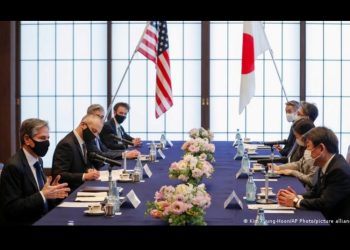 Japón y EE.UU.: â€œSi China usa la fuerza, nosotros responderemosâ€