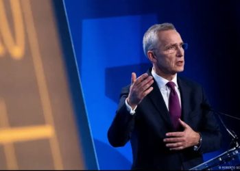 Jefe de la OTAN aprueba la ofensiva de Ucrania en Rusia