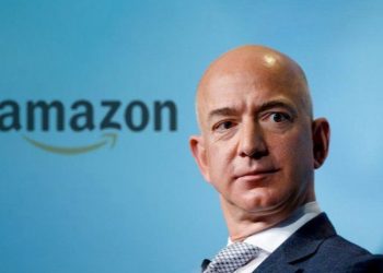 Jeff Bezos deja el mando operativo Amazon