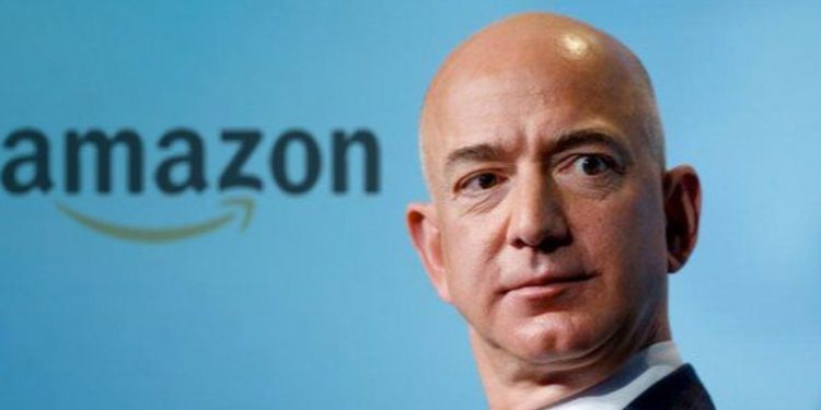 Jeff Bezos deja el mando operativo Amazon