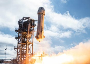 Jeff Bezos logra exitoso viaje al espacio con Blue Origin