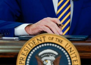Joe Biden firma una ampliación del presupuesto de Defensa estadounidense del 5%