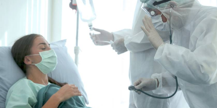 Jóvenes los más contagiados por COVID-19 en esta tercera ola