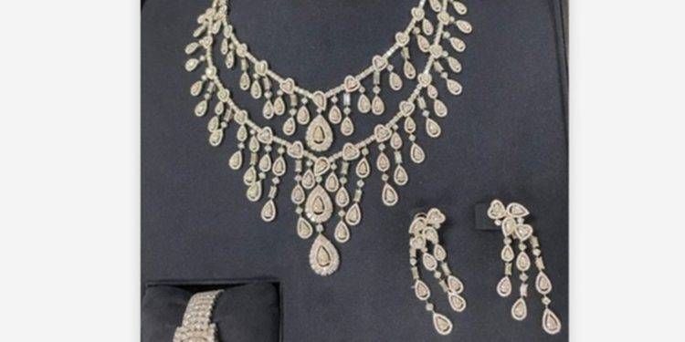 Joyas sin declarar, videos y una pesquisa: el nuevo escándalo que salpica a Bolsonaro en Brasil