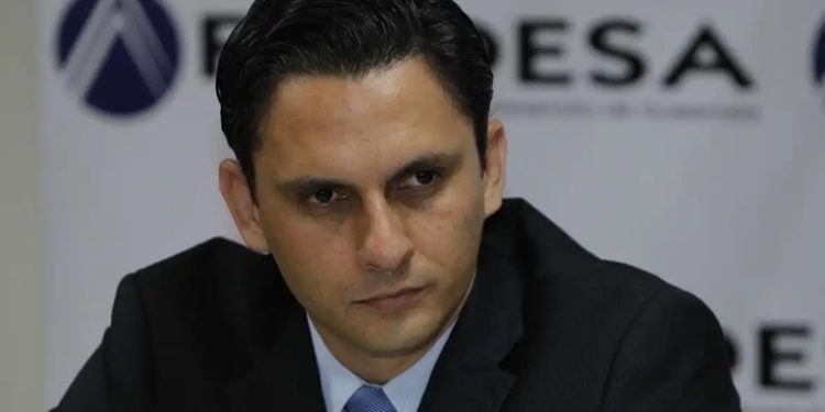 Juan Carlos Zapata pide al Ministerio de Salud priorizar la vida de la población