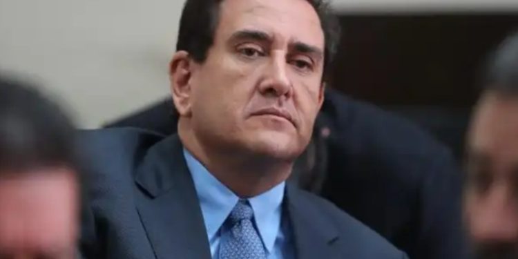 Juez ordena la extinción de dominio de un apartamento, propiedad de Gustavo Alejos