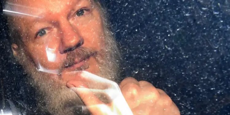 Julian Assange fue nominado al Premio Nobel de la Paz