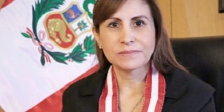 Junta Nacional de Justicia de Perú suspende a fiscal general por seis meses