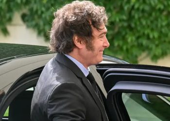 Justicia argentina protege información sobre perros de Milei