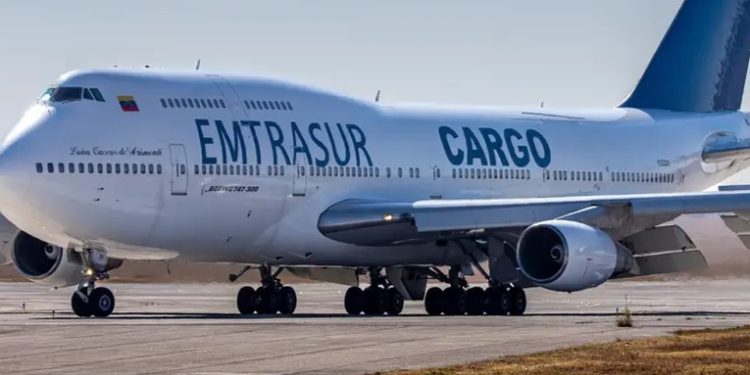 Justicia de Argentina autoriza decomiso de avión venezolano