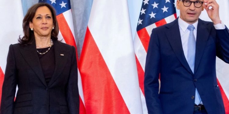 Kamala Harris en Polonia: hay que investigar a Rusia por crímenes de guerra en Ucrania