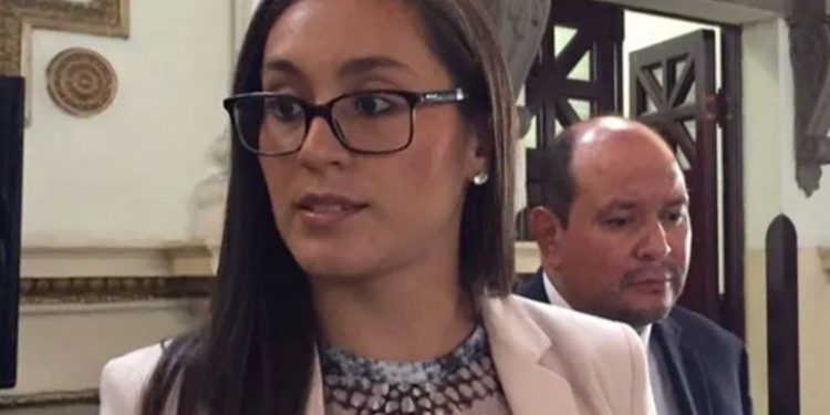Karina Paz supervisará personalmente obras pendientes