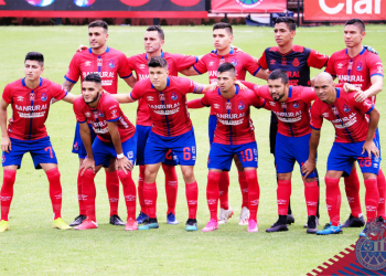 Kenderson Navarro juega partido a pesar de estar en perí­odo de contagio