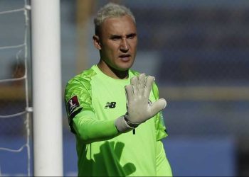 Keylor Navas acoge a 30 refugiados ucranianos en su casa de Parí­s